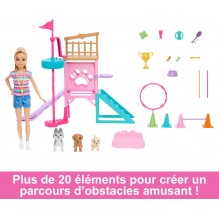 Barbie Coffret Parcours D’Obstacles Et Poupée Stacie Avec 3 Chiots À Entraîner